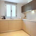 Modern With Pool Appartement